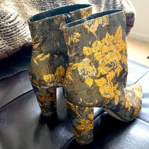 Jessica Simpson Boots
